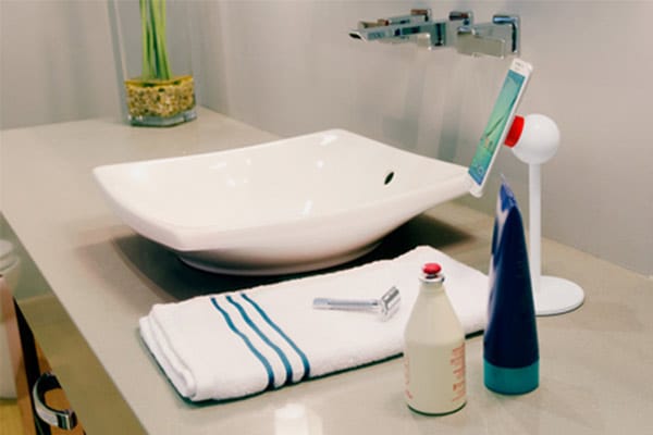 5 Uses for a Phone or Tablet Stand in Your Bathroom Vanity