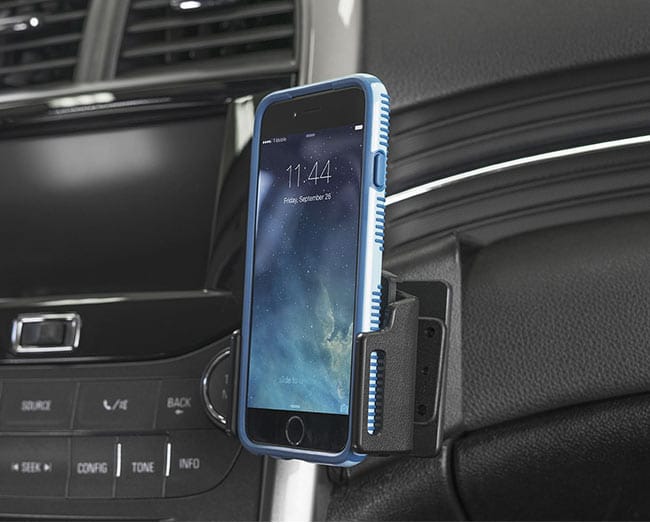 Choosing the Right Adjustable Car Phone Holder for Any Phone Case